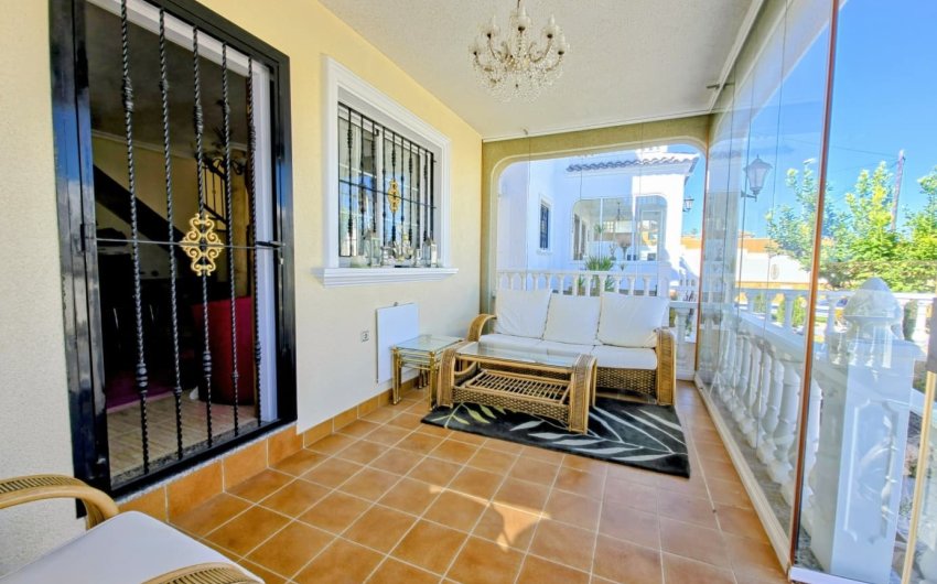 Reventa - Villa -
Orihuela Costa - Las Filipinas