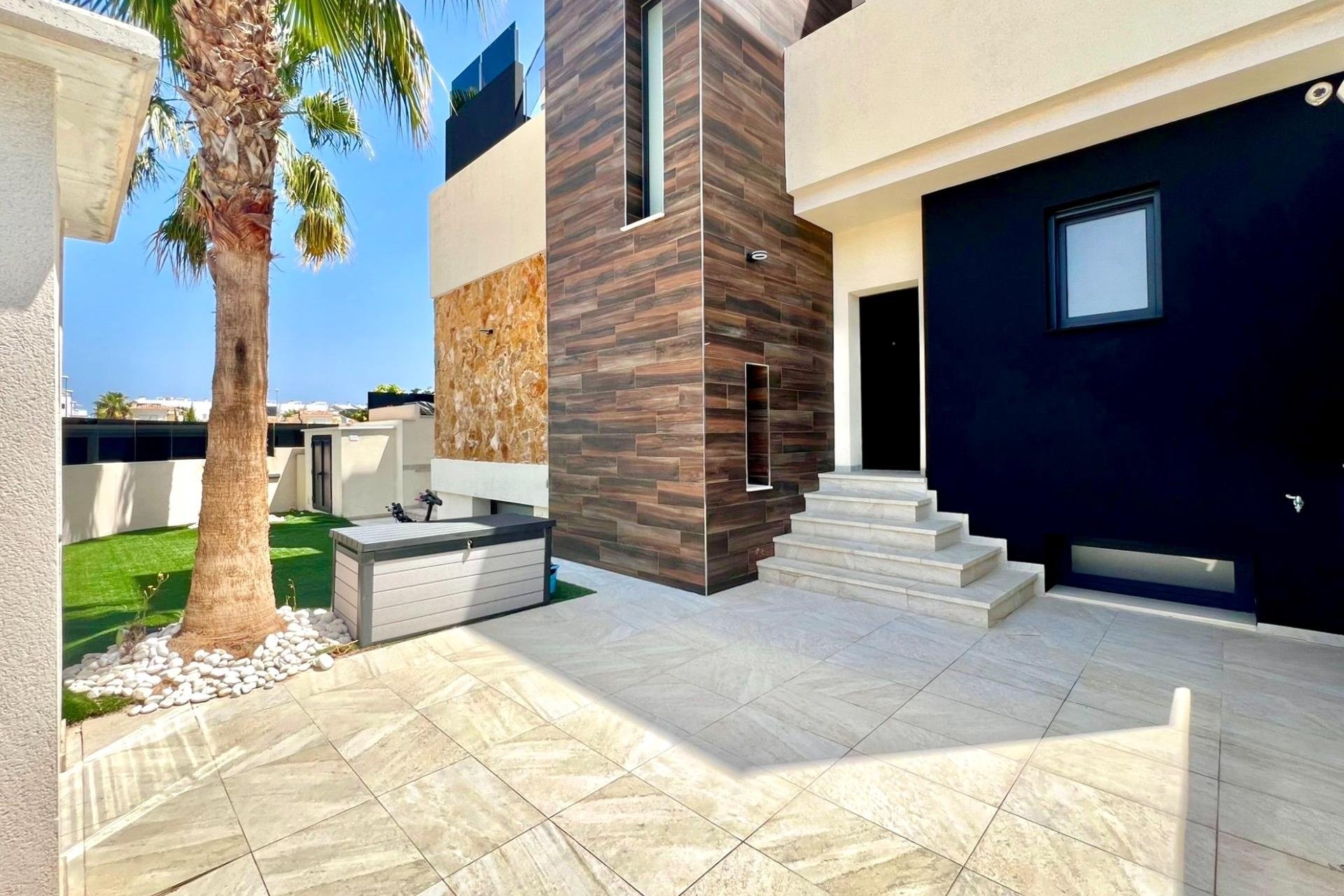 Reventa - Villa -
Orihuela Costa - Lomas de Cabo Roig