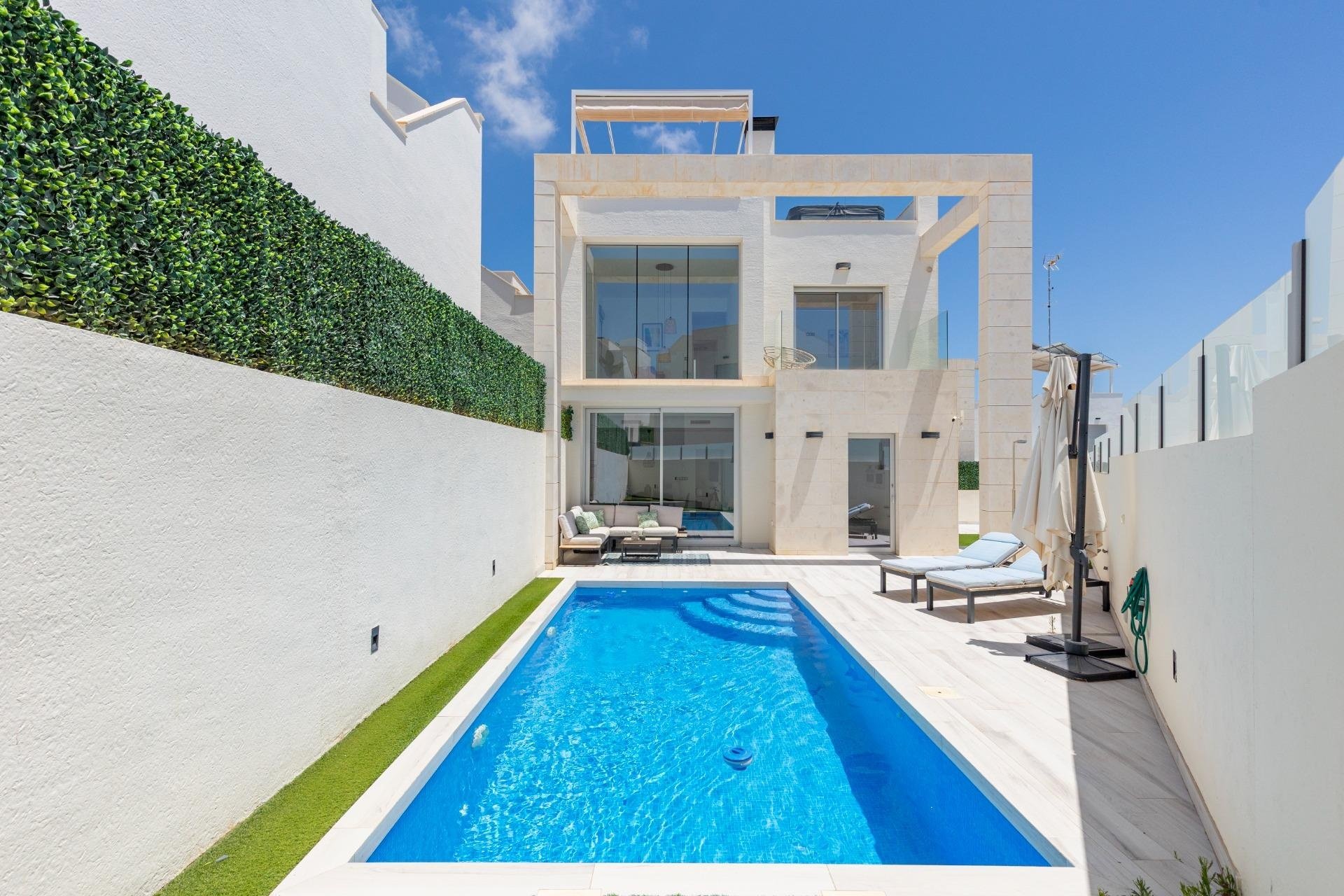 Reventa - Villa -
Orihuela Costa - Lomas de Cabo Roig
