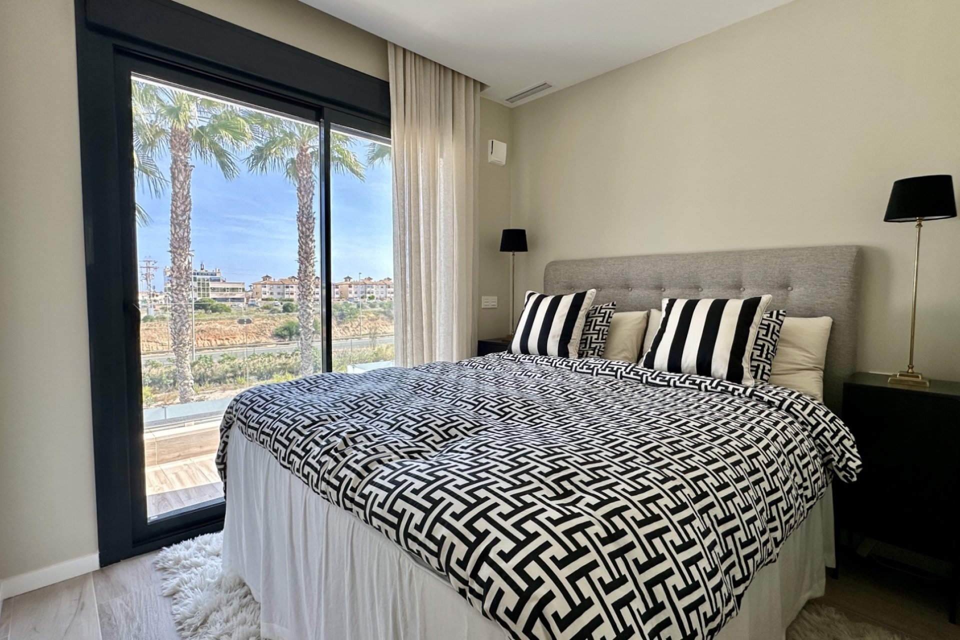 Reventa - Villa -
Orihuela Costa - Lomas De Cabo Roig