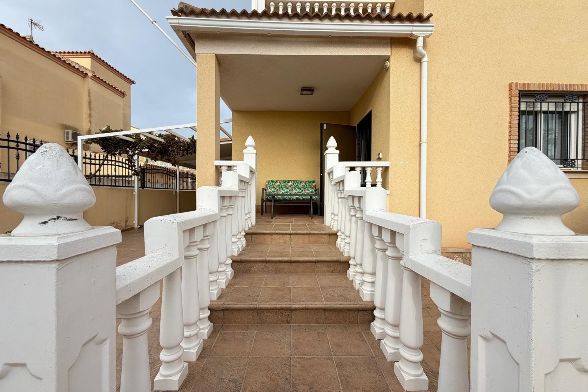 Reventa - Villa -
Orihuela Costa - Lomas De Don Juan