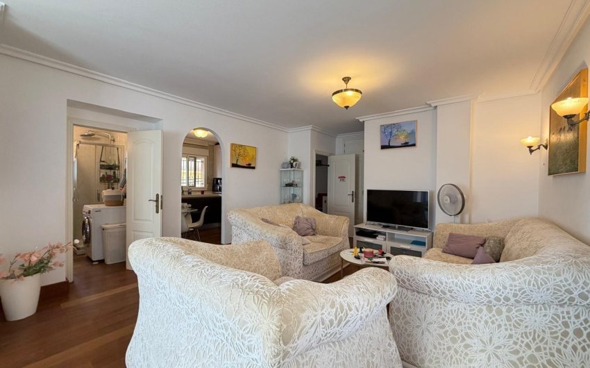 Reventa - Villa -
Orihuela Costa - Lomas De Don Juan