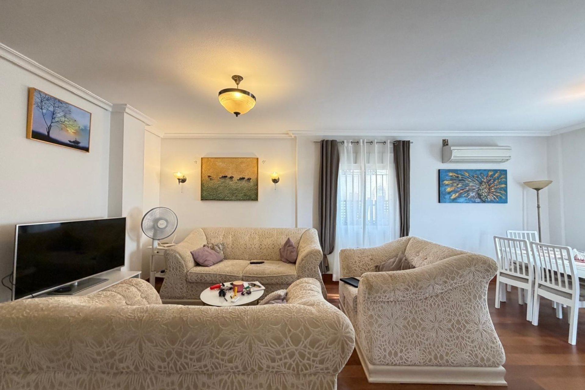 Reventa - Villa -
Orihuela Costa - Lomas De Don Juan