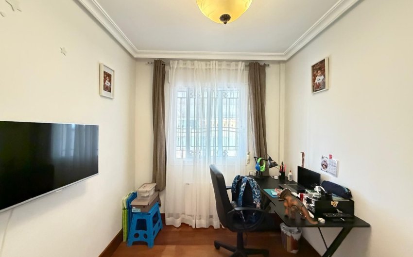 Reventa - Villa -
Orihuela Costa - Lomas De Don Juan