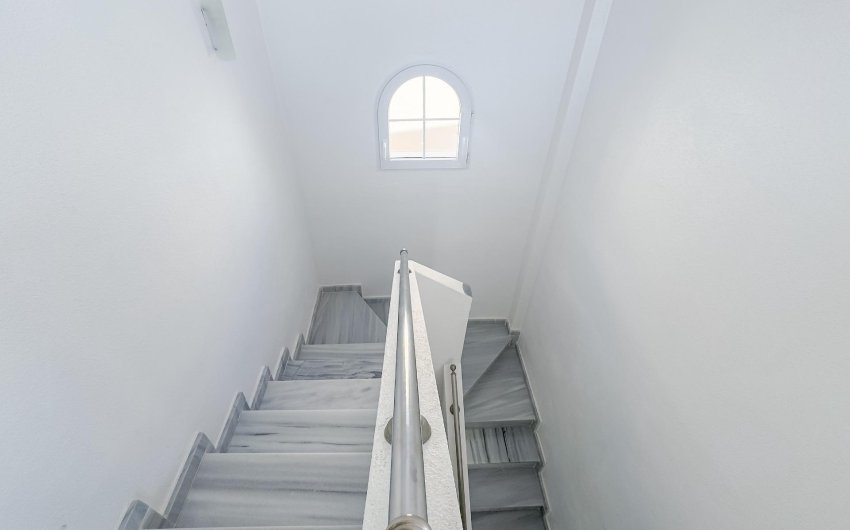 Reventa - Villa -
Orihuela Costa - Los Almendros-la Florida