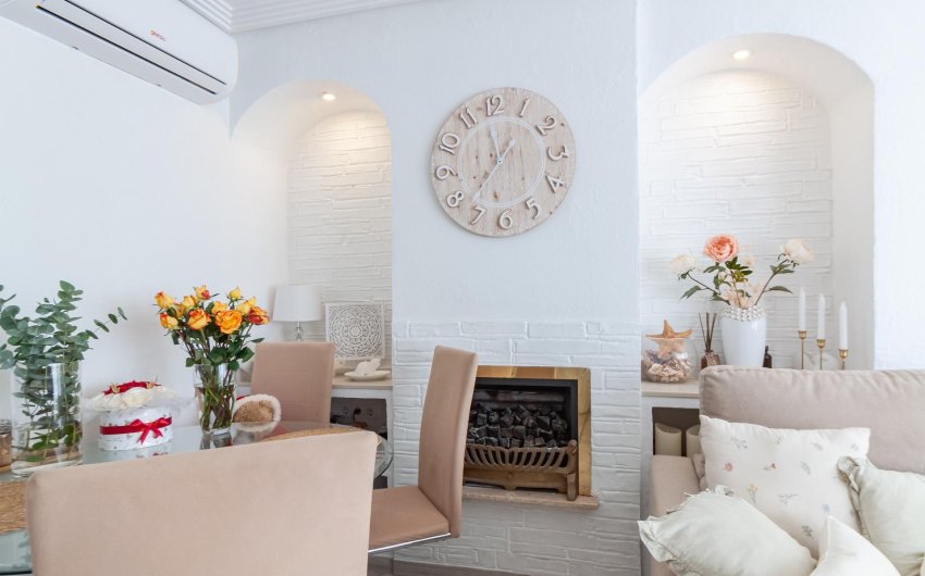 Reventa - Villa -
Orihuela Costa - Los Almendros-la Florida