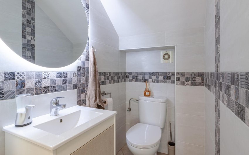 Reventa - Villa -
Orihuela Costa - Los Almendros-la Florida