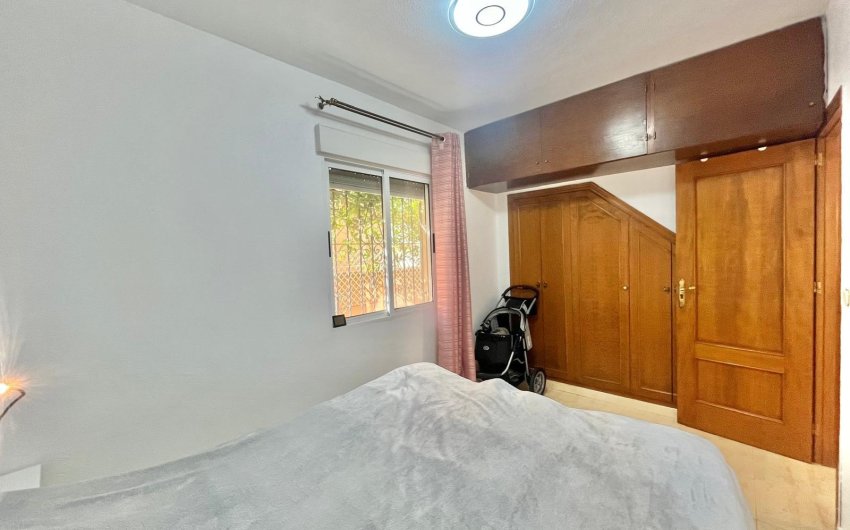 Reventa - Villa -
Orihuela Costa - Los Almendros-la Florida