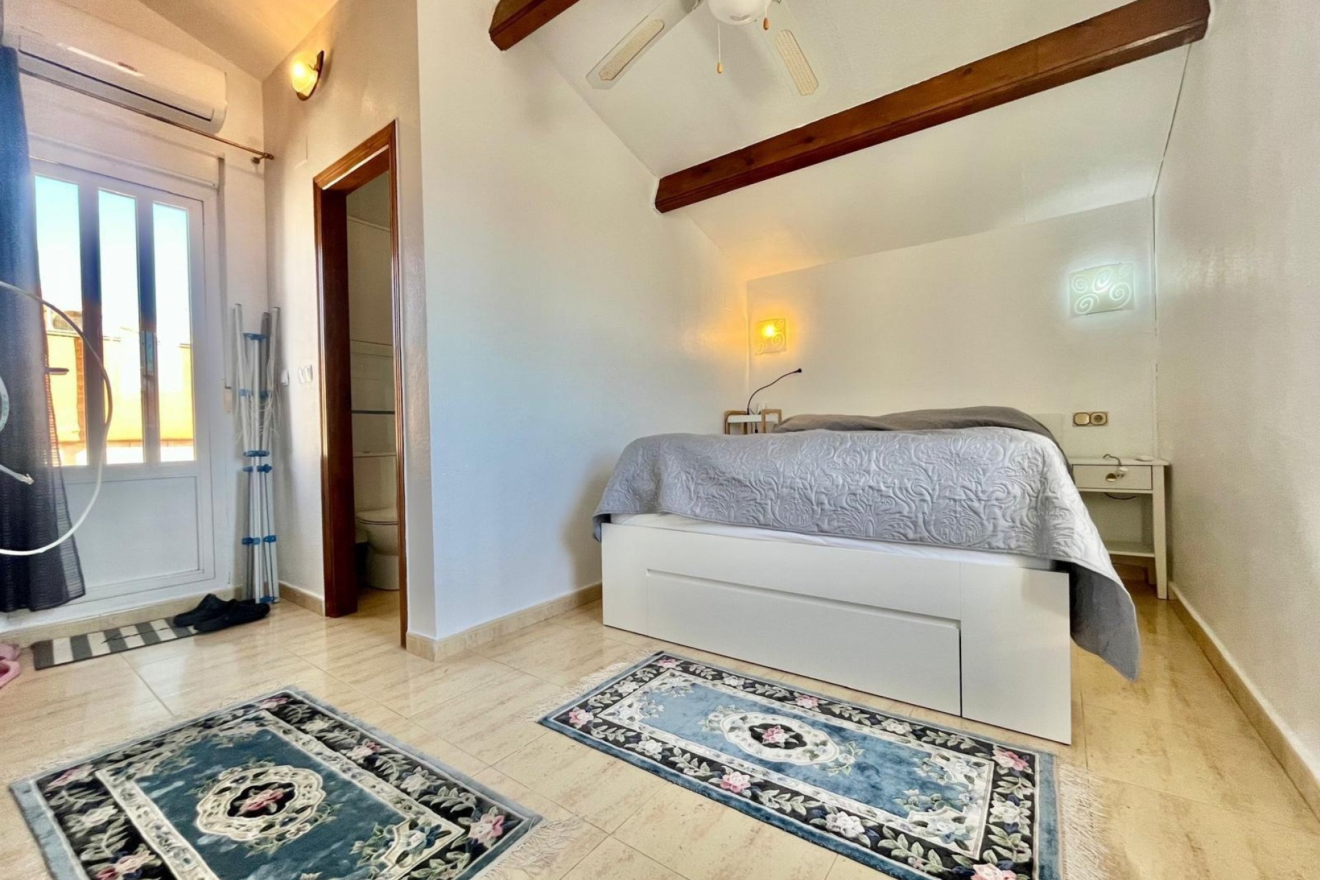 Reventa - Villa -
Orihuela Costa - Los Almendros-la Florida