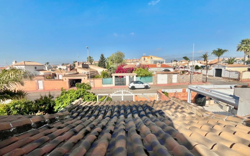 Reventa - Villa -
Orihuela Costa - Los Almendros-la Florida