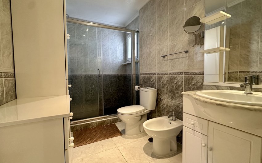 Reventa - Villa -
Orihuela Costa - Los Altos