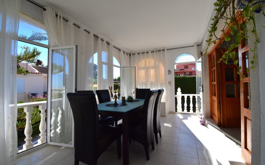 Reventa - Villa -
Orihuela Costa - Los Balcones