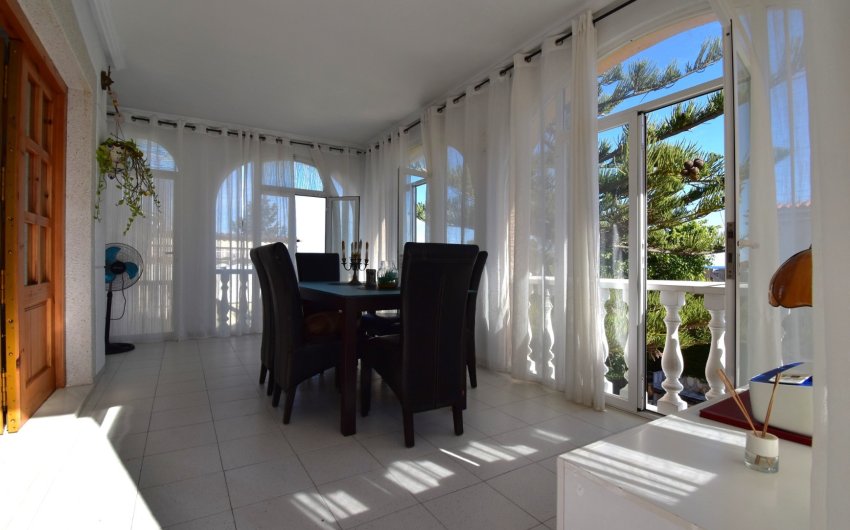 Reventa - Villa -
Orihuela Costa - Los Balcones