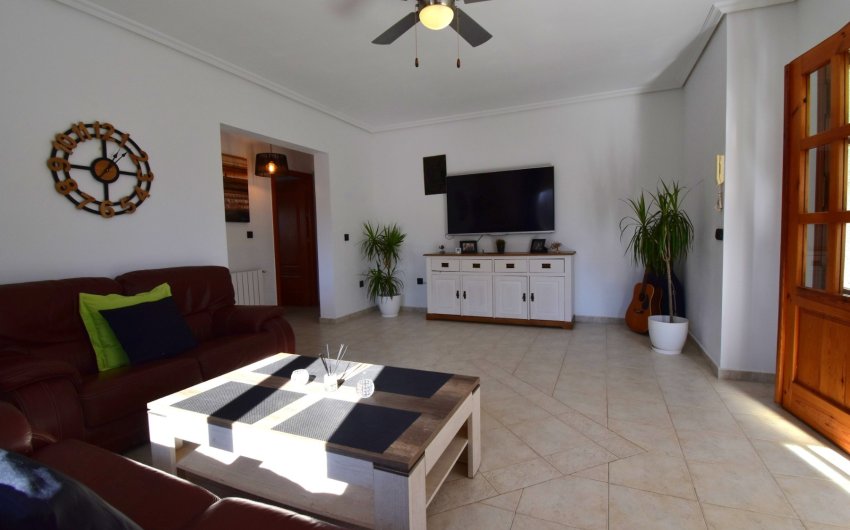 Reventa - Villa -
Orihuela Costa - Los Balcones