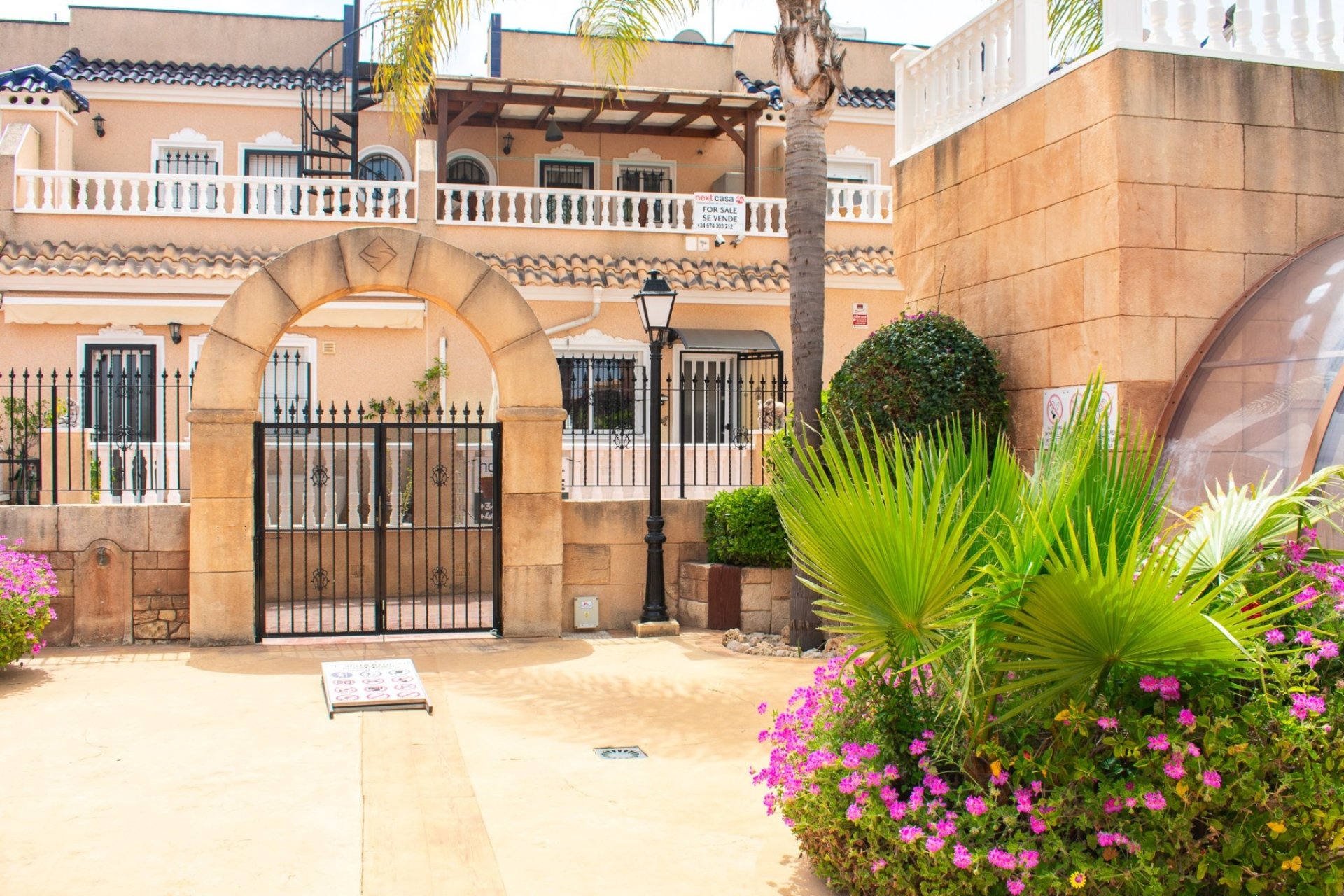 Reventa - Villa -
Orihuela Costa - Los Dolses