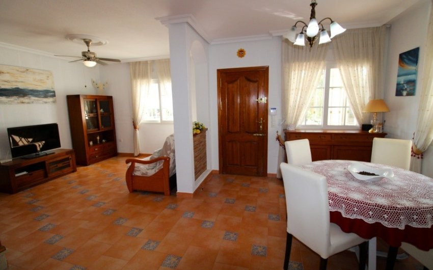 Reventa - Villa -
Orihuela Costa - Los Dolses