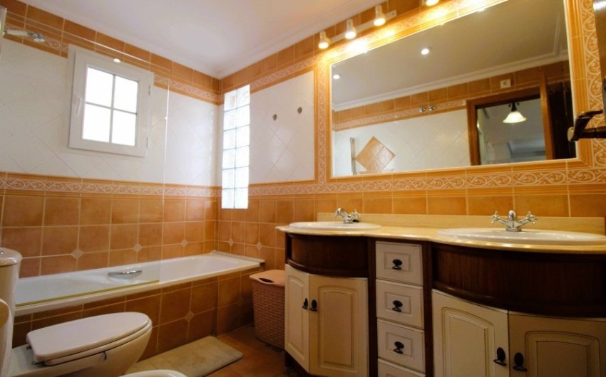 Reventa - Villa -
Orihuela Costa - Los Dolses