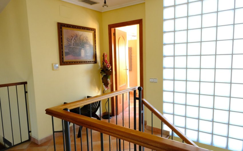 Reventa - Villa -
Orihuela Costa - Orihuela