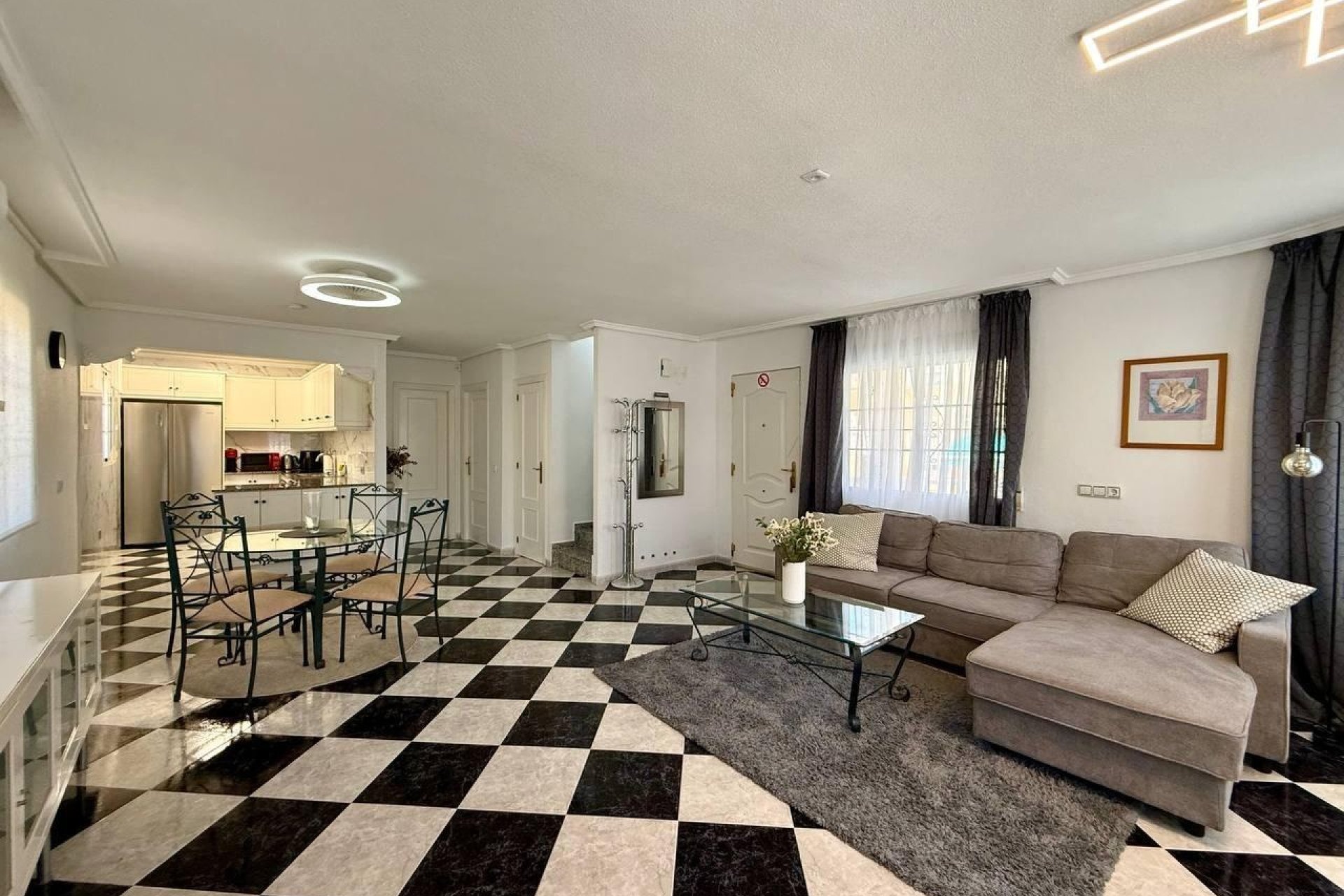 Reventa - Villa -
Orihuela Costa - Playa Flamenca