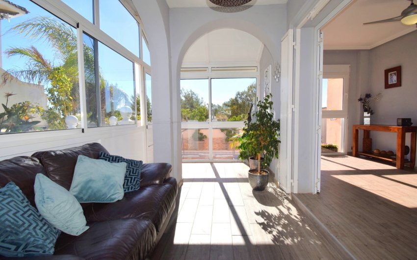 Reventa - Villa -
Orihuela Costa - Playa Flamenca