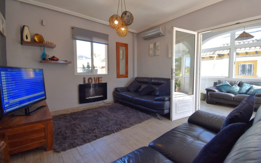 Reventa - Villa -
Orihuela Costa - Playa Flamenca