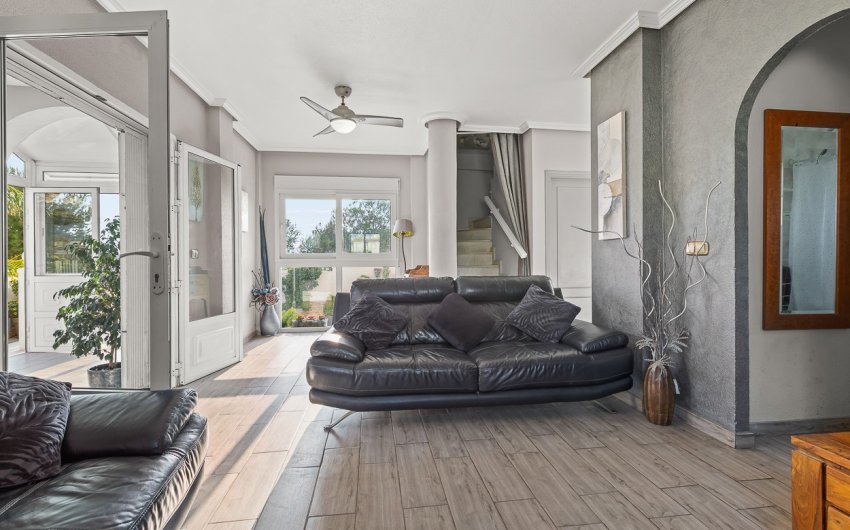 Reventa - Villa -
Orihuela Costa - Playa Flamenca