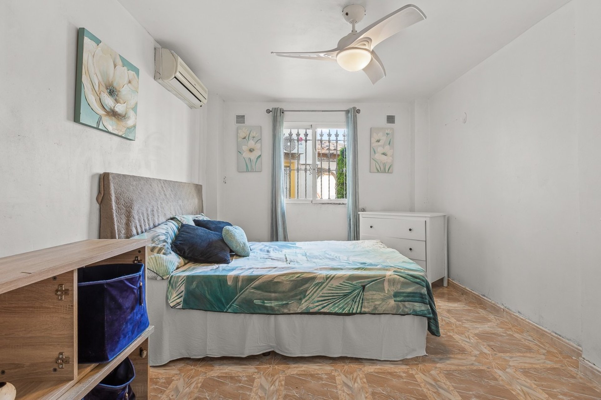 Reventa - Villa -
Orihuela Costa - Playa Flamenca