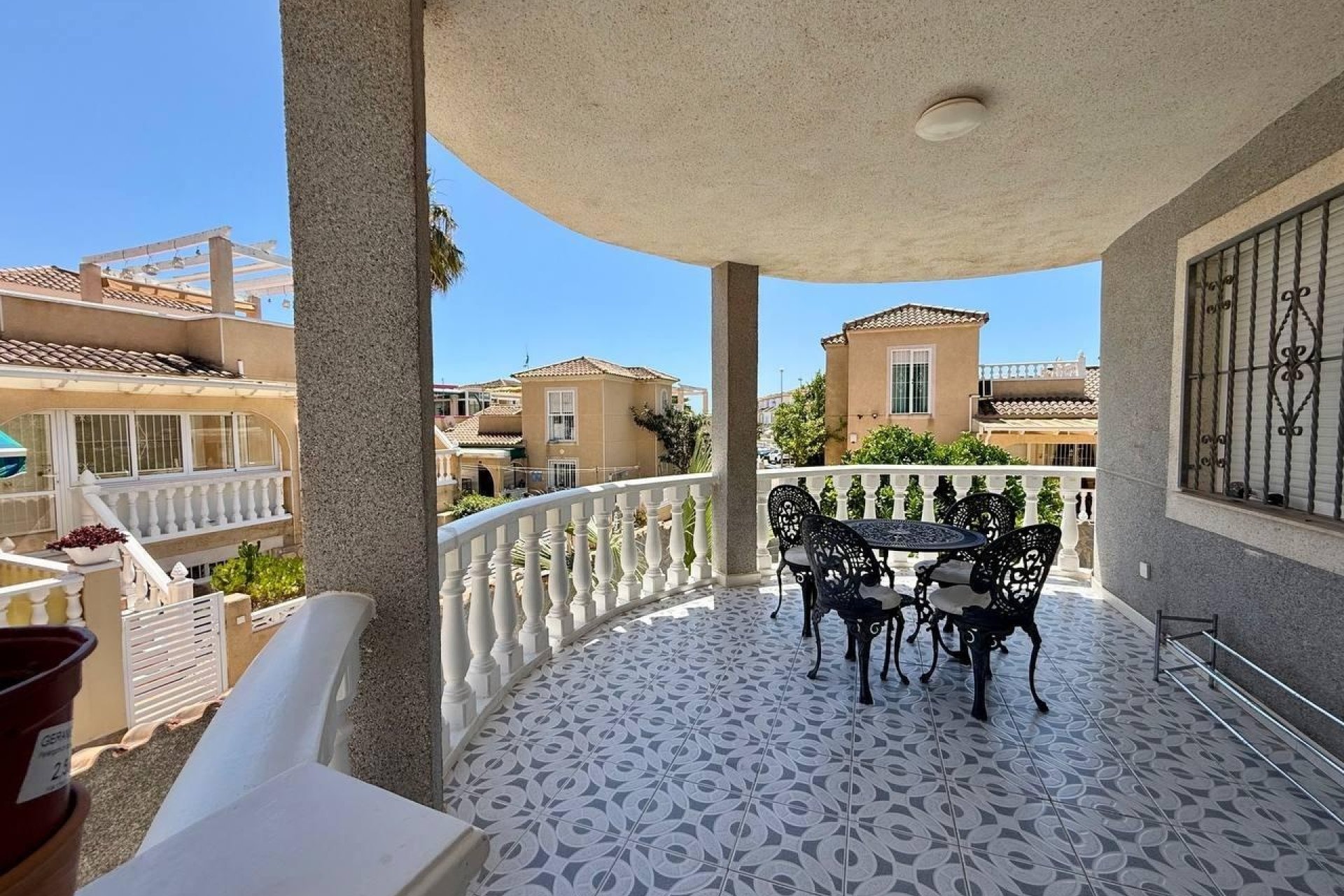 Reventa - Villa -
Orihuela Costa - Playa Flamenca