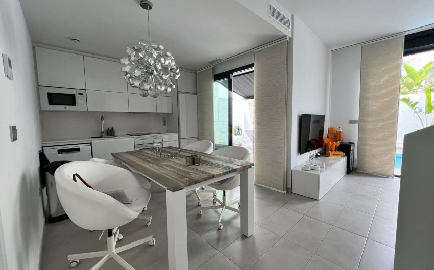 Reventa - Villa -
Orihuela Costa - Villamartín-las Filipinas