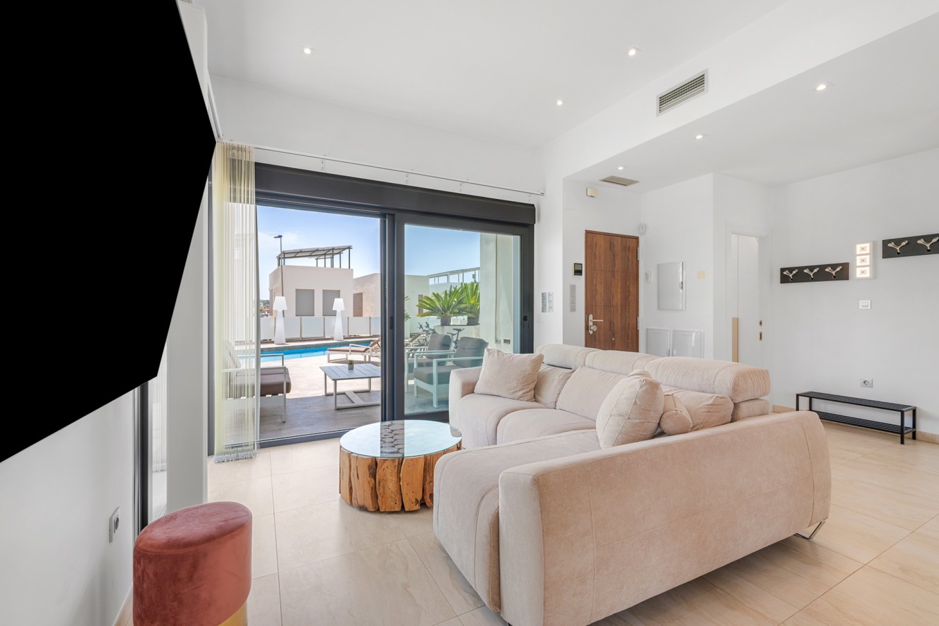 Reventa - Villa -
Orihuela Costa - Villamartín