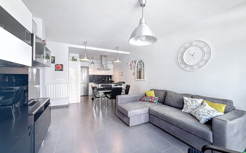 Reventa - Villa -
Orihuela Costa - Villamartín