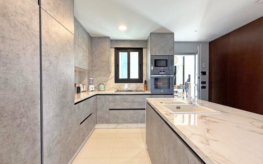 Reventa - Villa -
Orihuela Costa - Villamartín