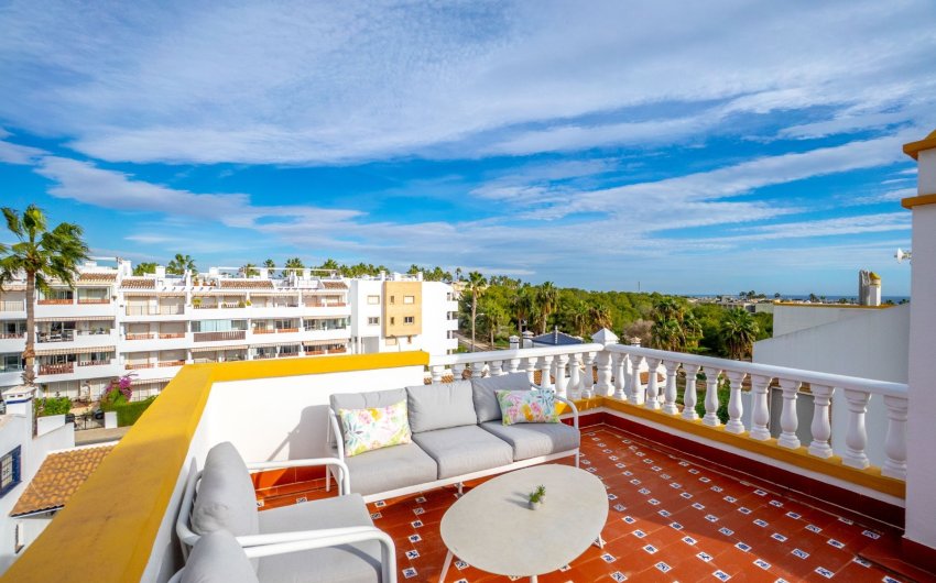 Reventa - Villa -
Orihuela Costa - Villamartín