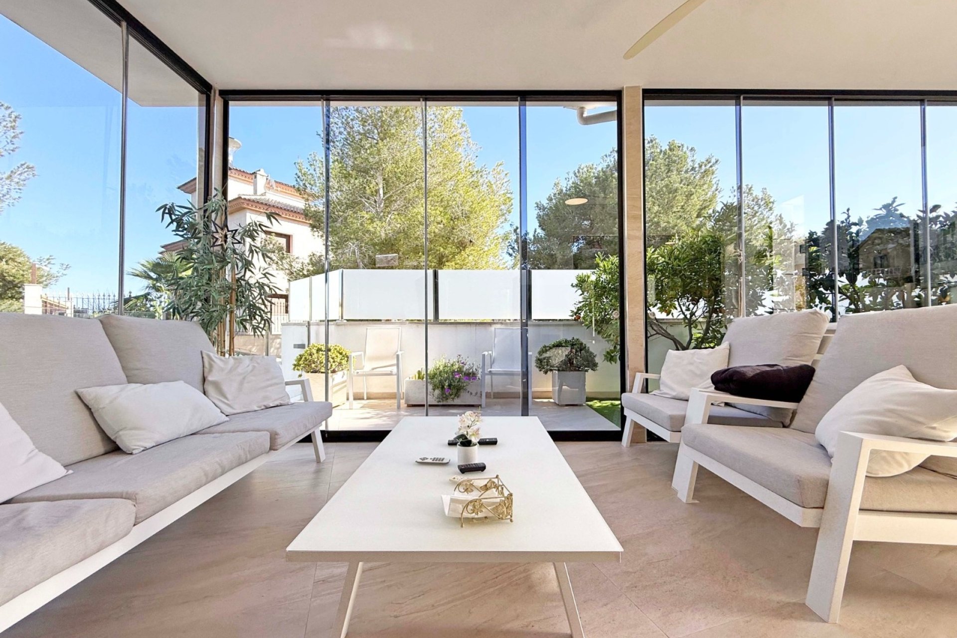 Reventa - Villa -
Orihuela Costa - Villamartín