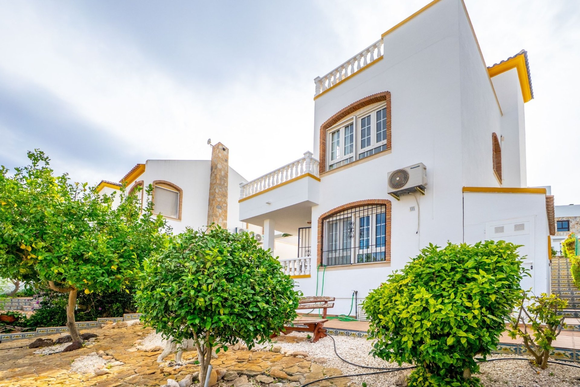 Reventa - Villa -
Orihuela Costa - Villamartín