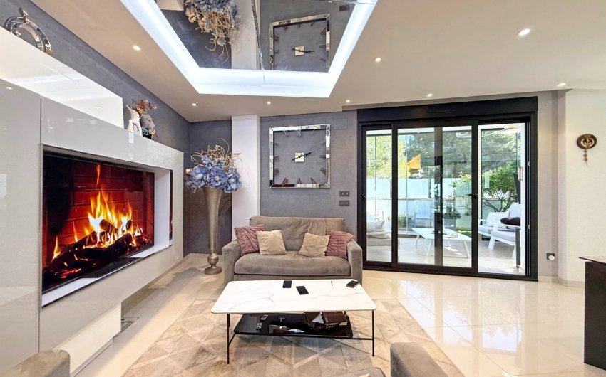 Reventa - Villa -
Orihuela Costa - Villamartín