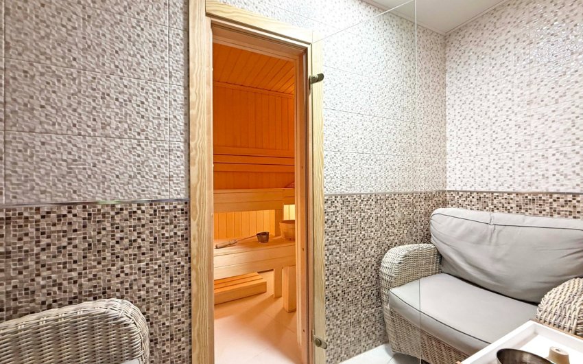 Reventa - Villa -
Orihuela Costa - Villamartín