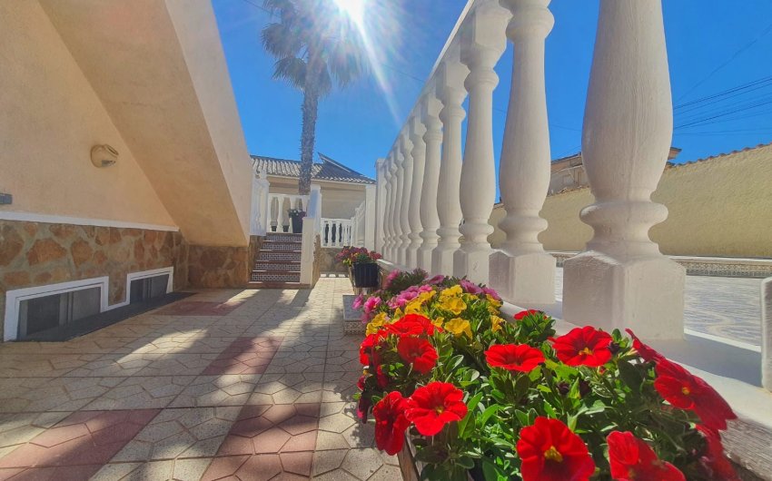 Reventa - Villa -
Orihuela Costa - Villamartin