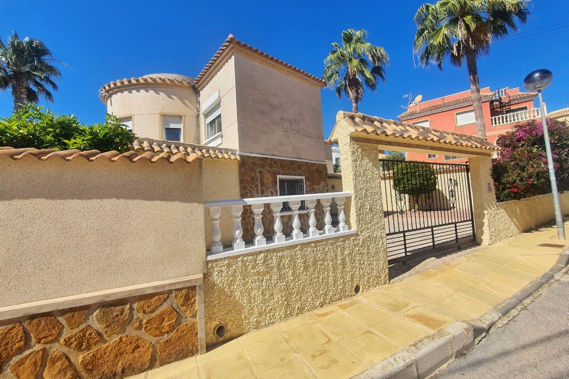Reventa - Villa -
Orihuela Costa - Villamartin