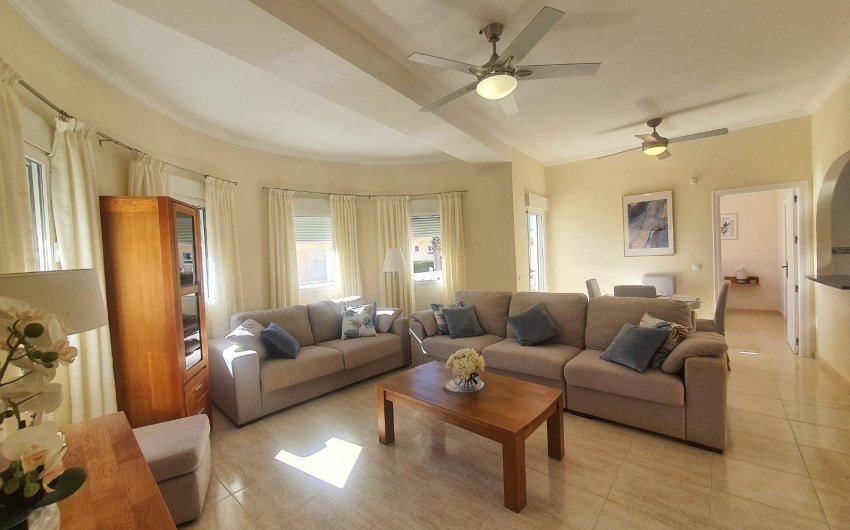 Reventa - Villa -
Orihuela Costa - Villamartin