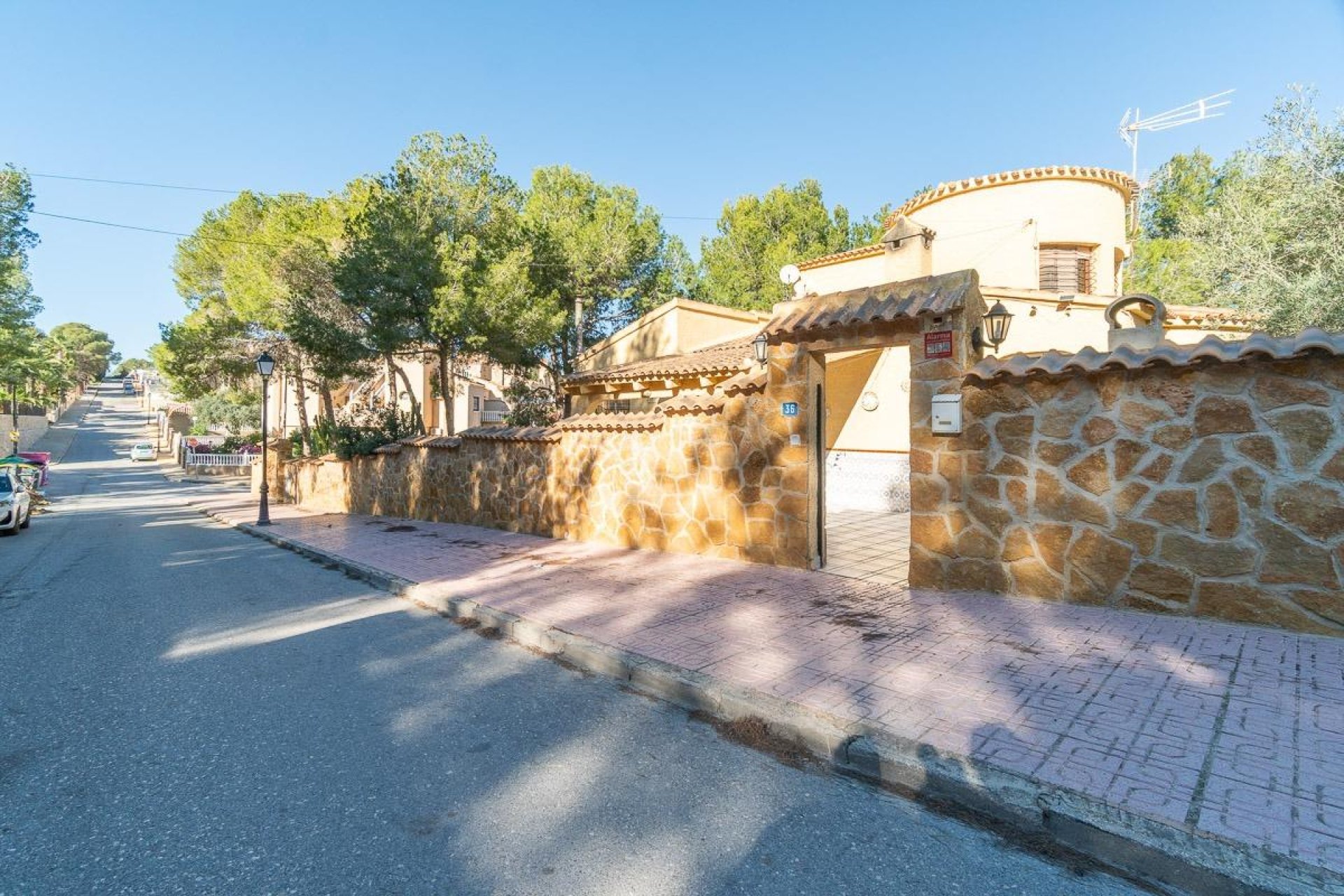 Reventa - Villa -
Orihuela Costa - Villamartín