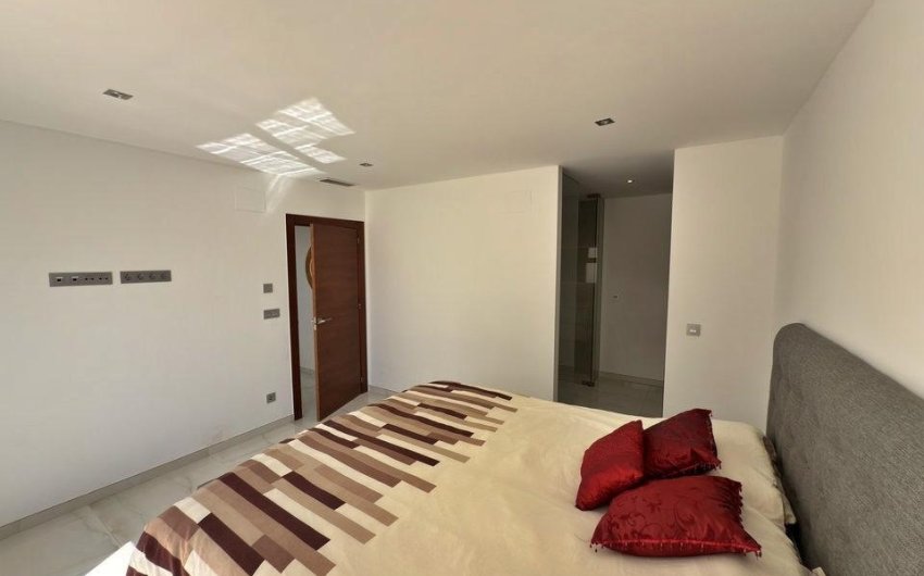 Reventa - Villa -
Orihuela Costa - Villamartín