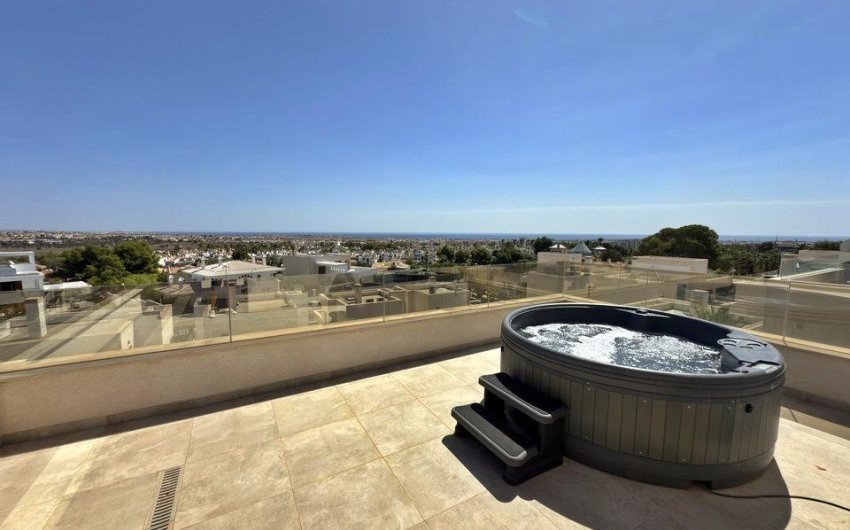 Reventa - Villa -
Orihuela Costa - Villamartín