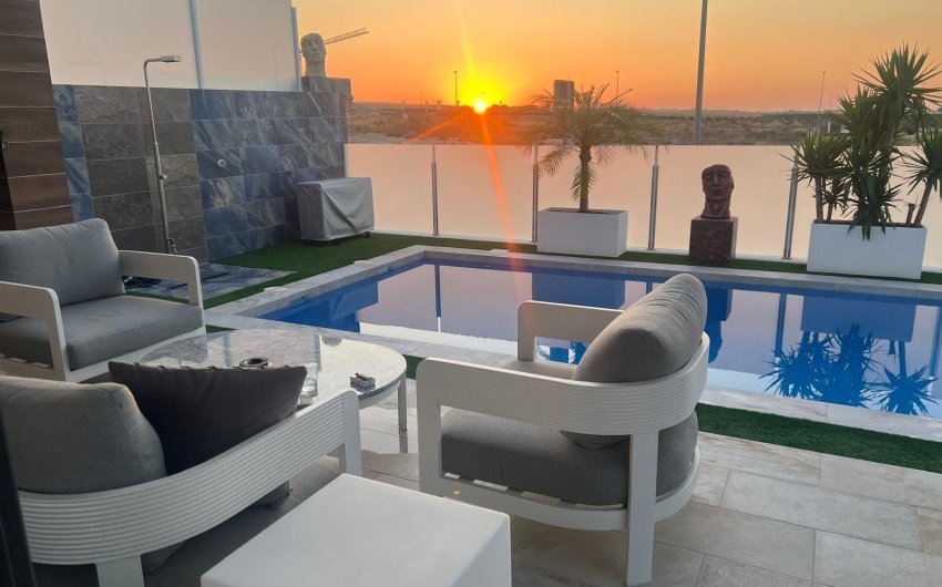 Reventa - Villa -
Orihuela - Entre Naranjos Vistabella Golf
