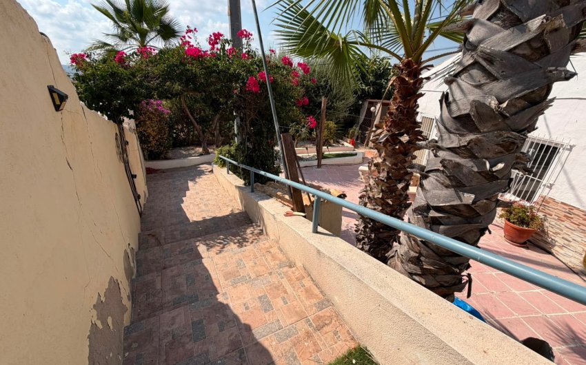 Reventa - Villa -
Orihuela - Inland