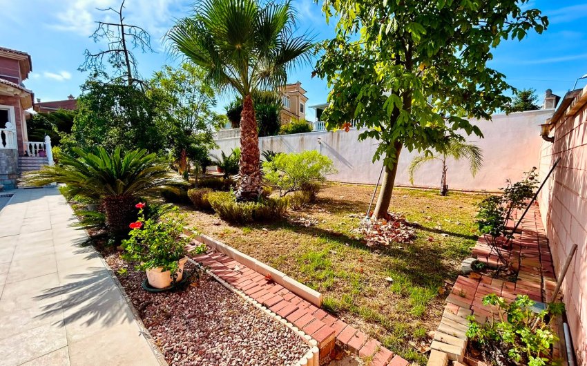 Reventa - Villa -
Orihuela - Inland