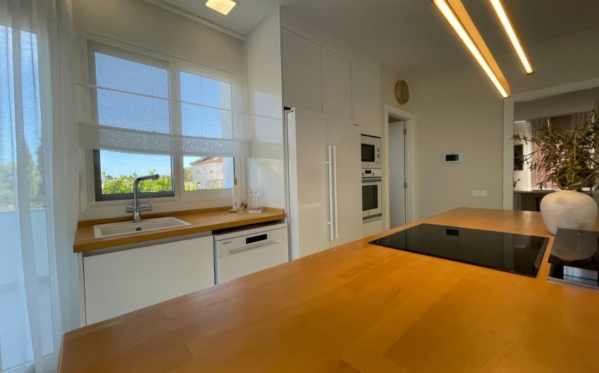 Reventa - Villa -
Orihuela - Inland