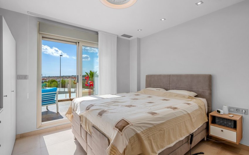 Reventa - Villa -
Orihuela - Inland