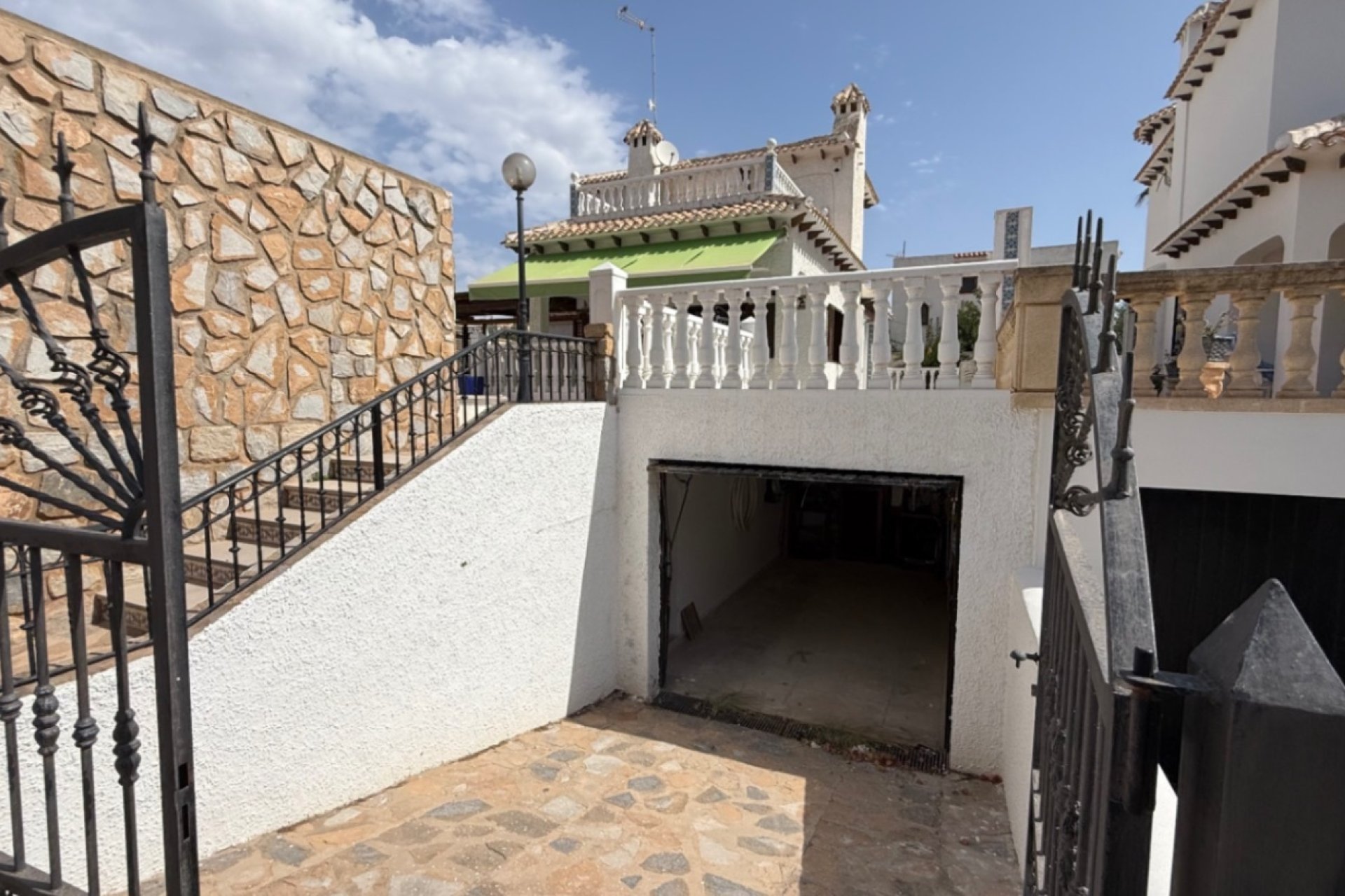 Reventa - Villa -
Orihuela - Inland