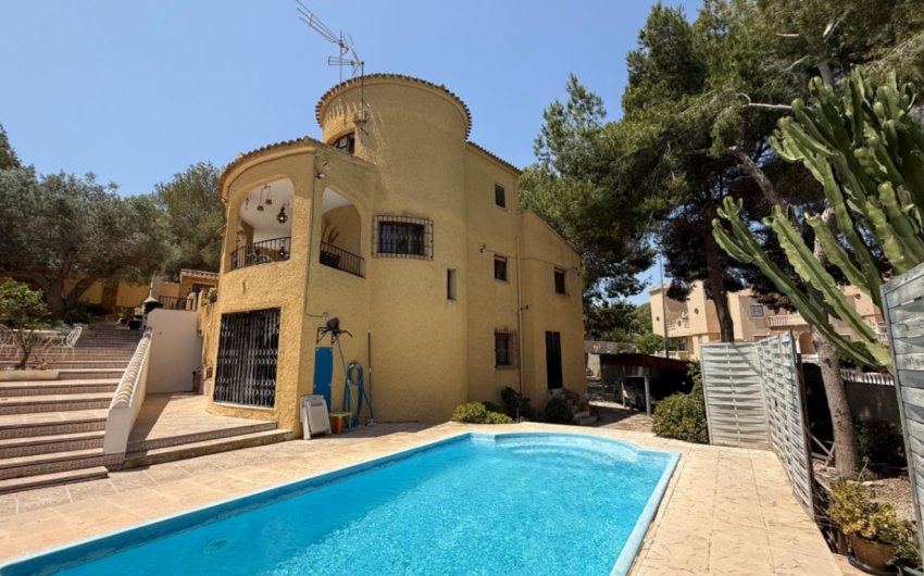 Reventa - Villa -
Orihuela - Inland